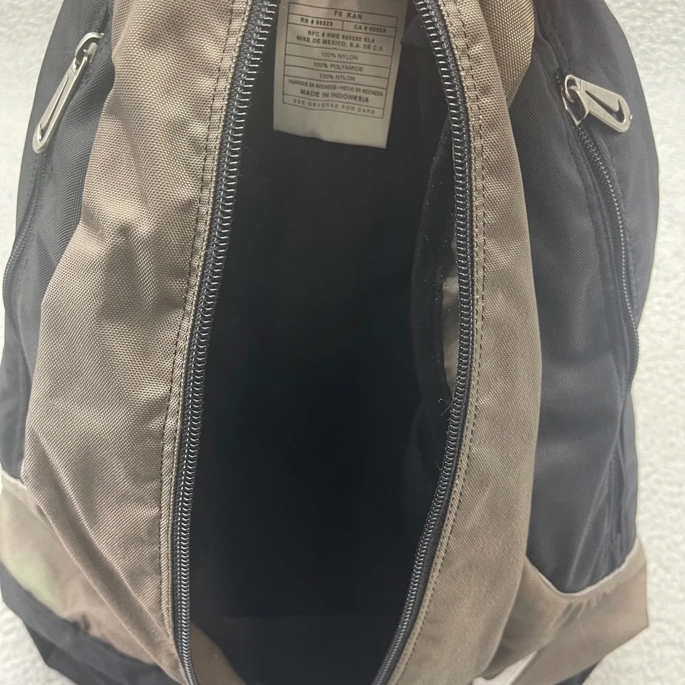 Nike F8 KAN Unisex Medium Olive Black Center Zip Backpack Vintage Y2K Techwear